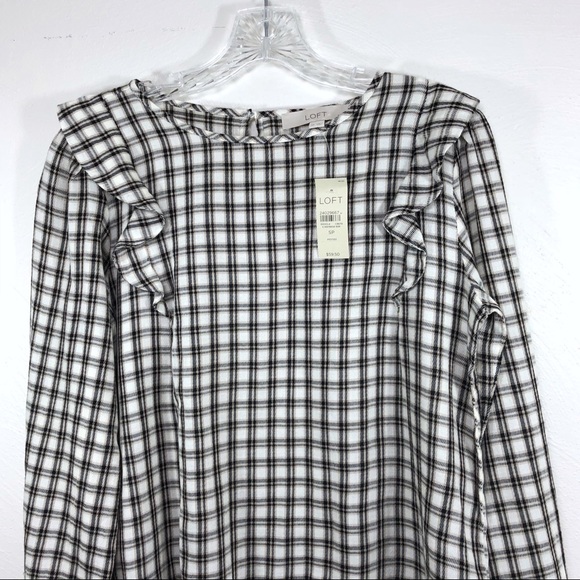 ❌SOLD❌LOFT Plaid Ruffle Top - Picture 3 of 8